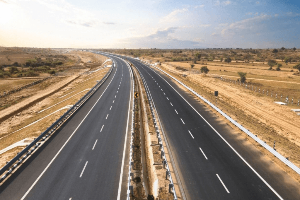 Revolutionizing Roadways with Solar Energy: The Bundelkhand Expressway Project