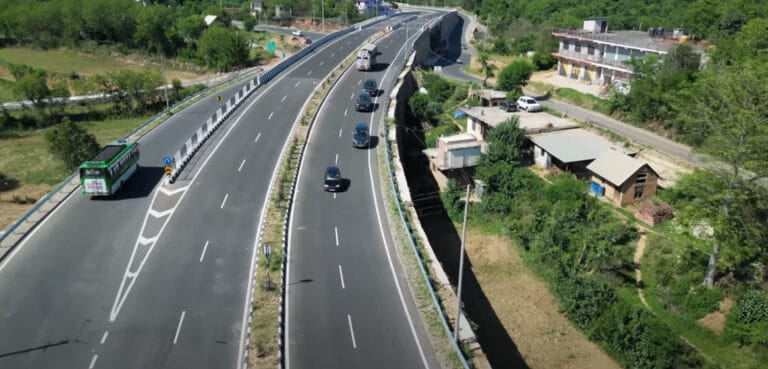 Travel Time Slashed from Delhi to Manali with New Highway